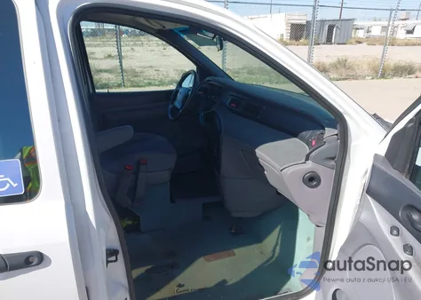 1996 Ford Windstar Wagon z USA, uszkodzony, nr VIN 2FMDA5147TBC62299